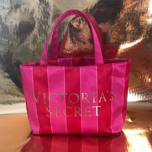 FREE w/ $10+ purchase! Victoria's Secret Tote